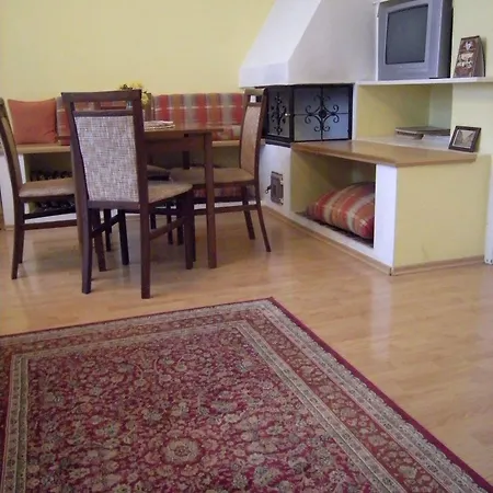 Historical Centre דירה *