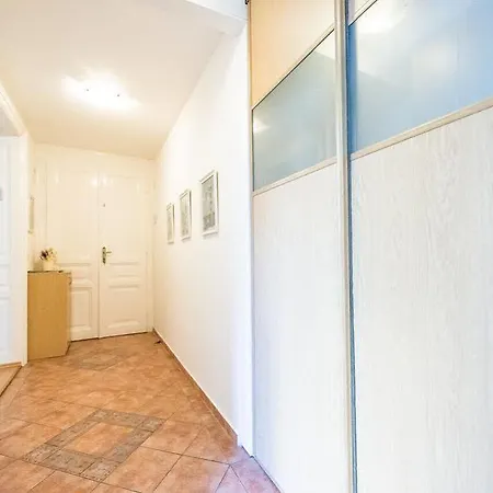 Historical Centre アパート ブラチスラヴァ